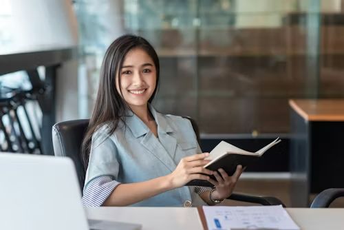 Navigating the Shift: A Simple Guide to Your Benefits in an Uncertain Economy